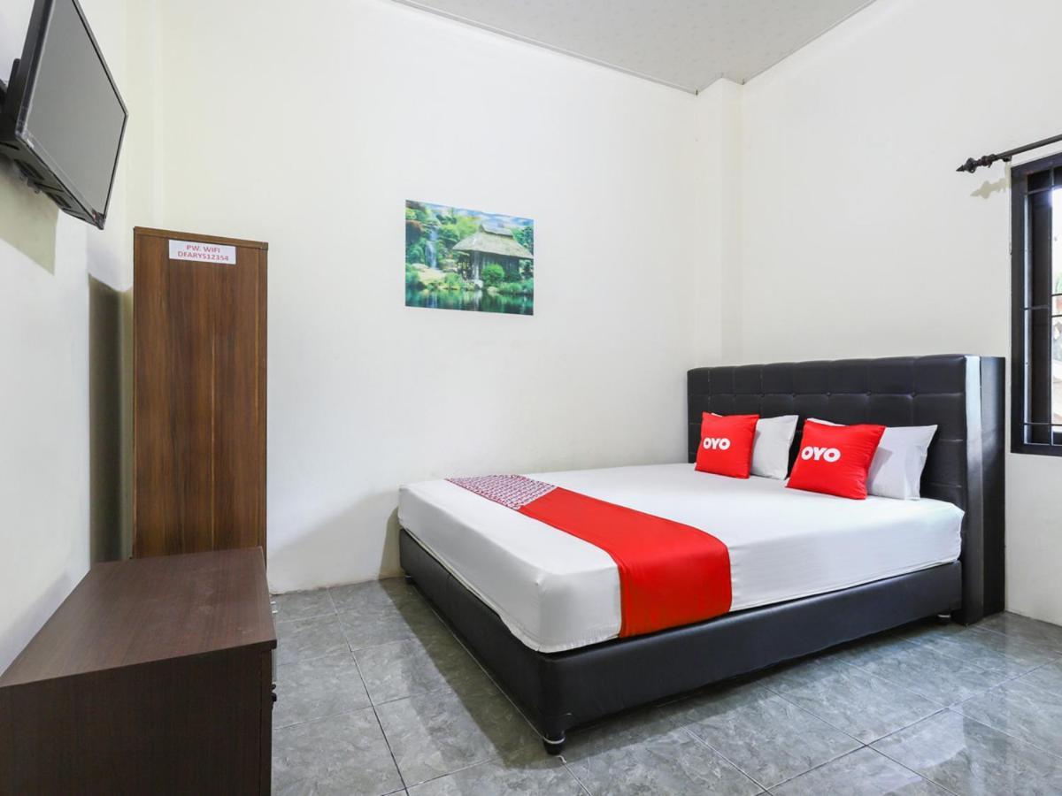 Oyo 3830 Dfarys Gh Syariah Hotel Balikpapan  Exterior foto